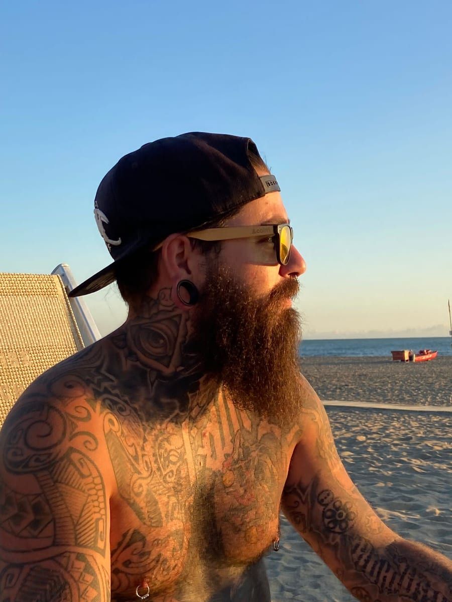 Profil von Denez
